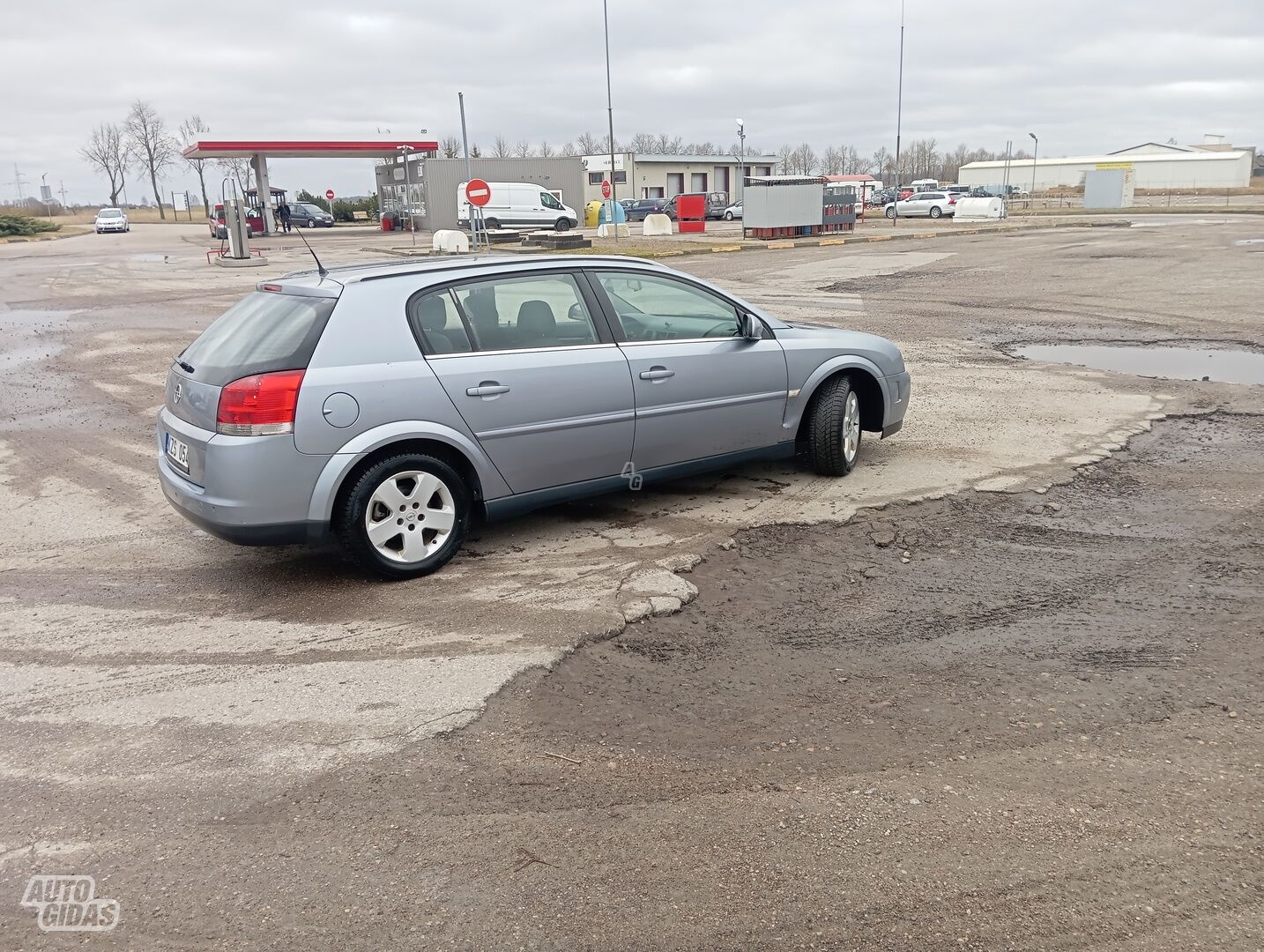 Opel Signum 2004 m Universalas