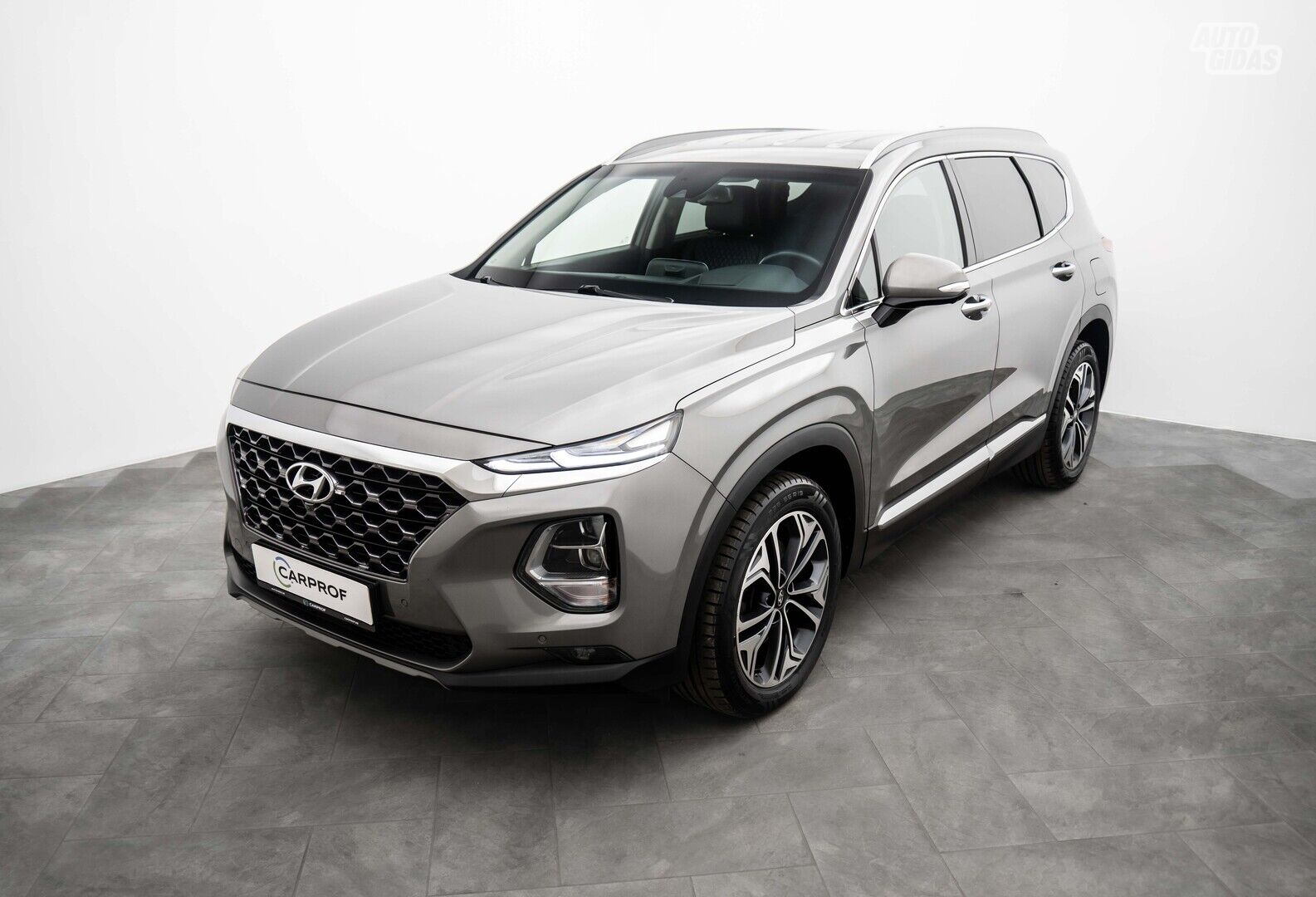 Hyundai Santa Fe 4WD 2019 y