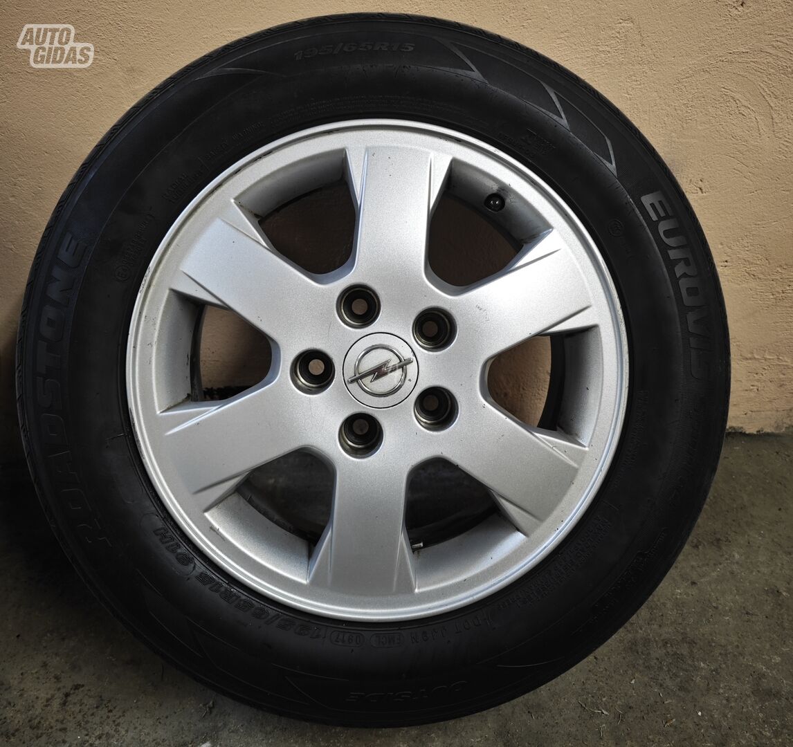 Opel light alloy R15 rims