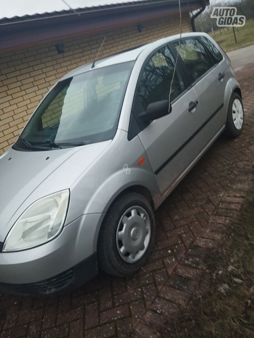 Ford Fiesta 2003 г Хэтчбек