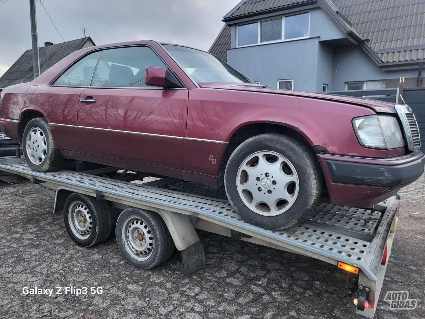 Mercedes-Benz E 230 1992 m Coupe