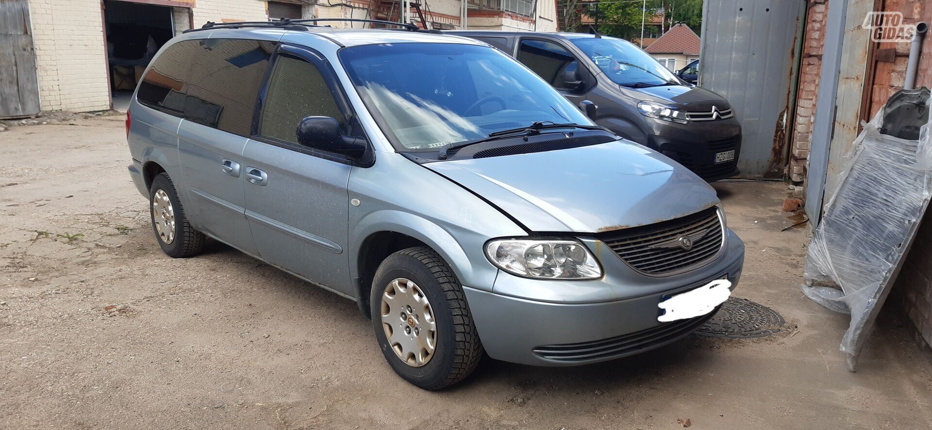 Chrysler Town & Country 2003 m dalys