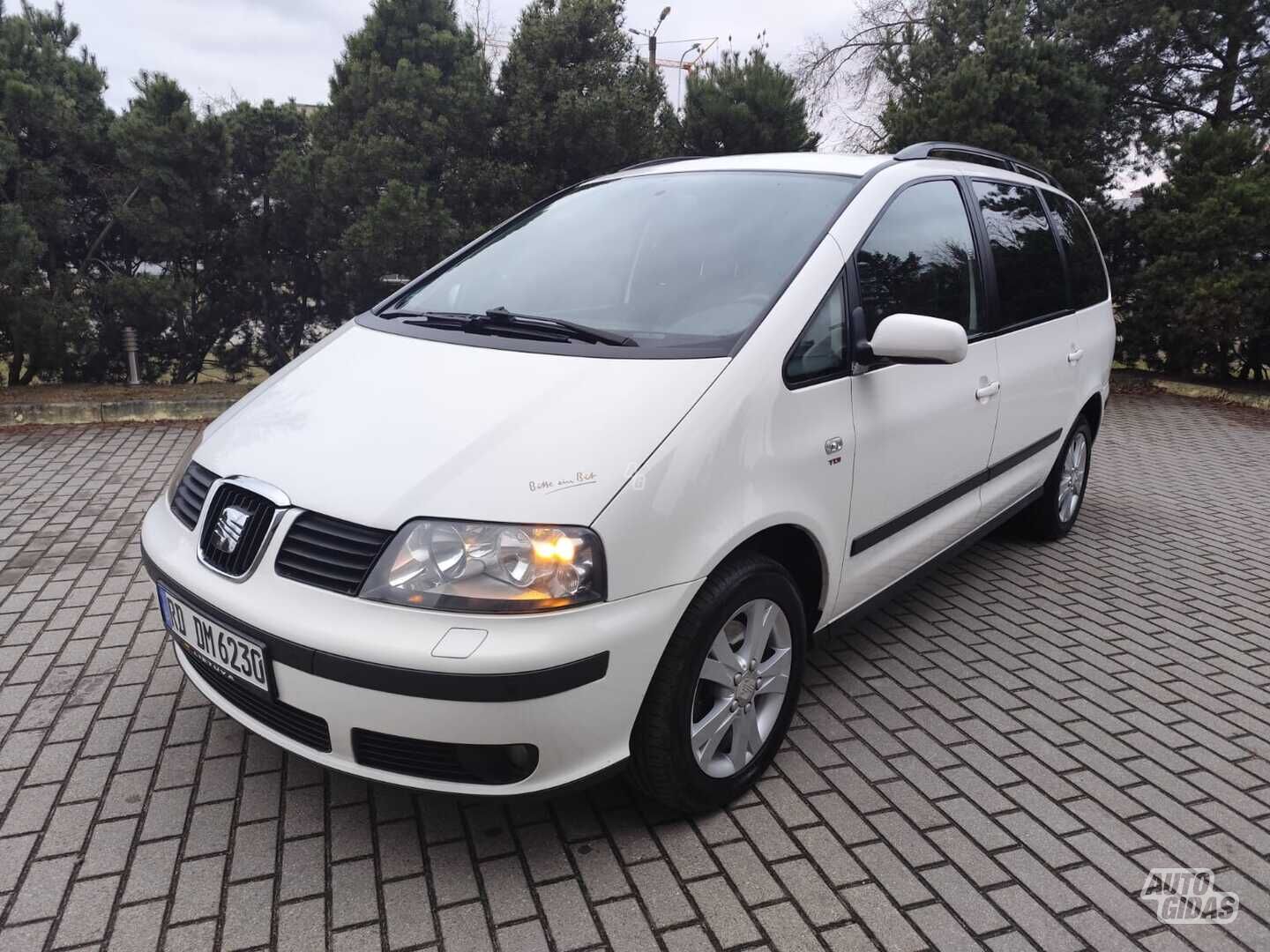 Seat Alhambra 2009 г Минивэн