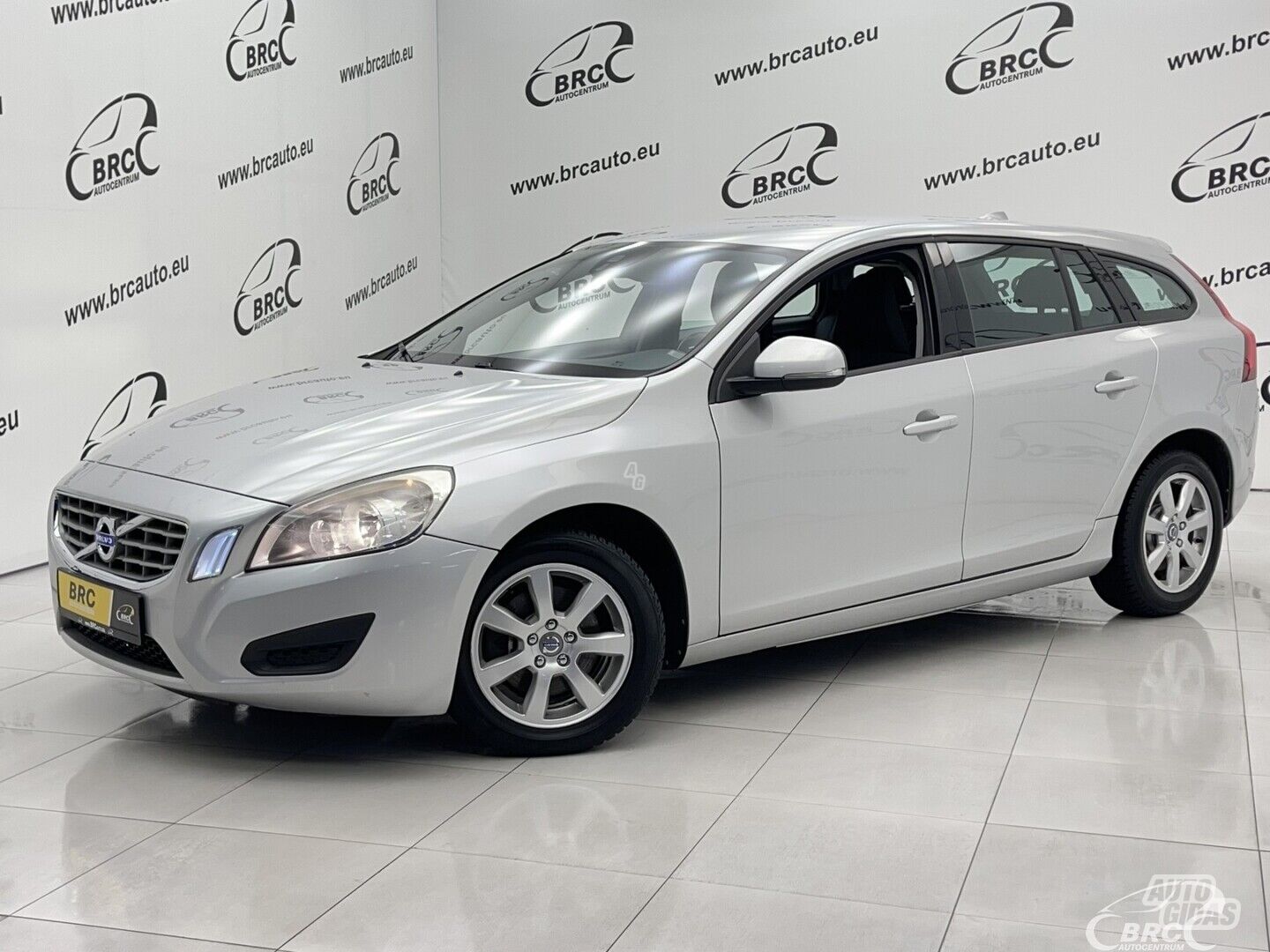 Volvo V60 2.0 D3 2011 m