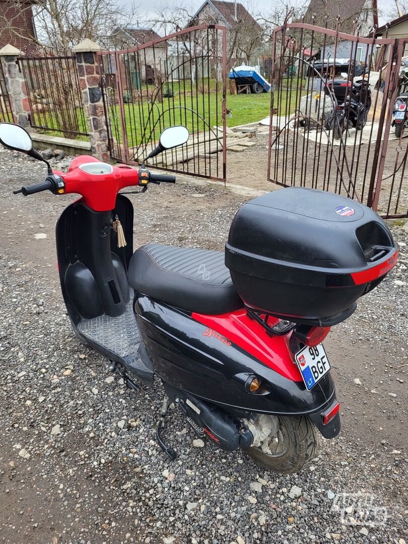 AGM Retro 2023 y Scooter / moped