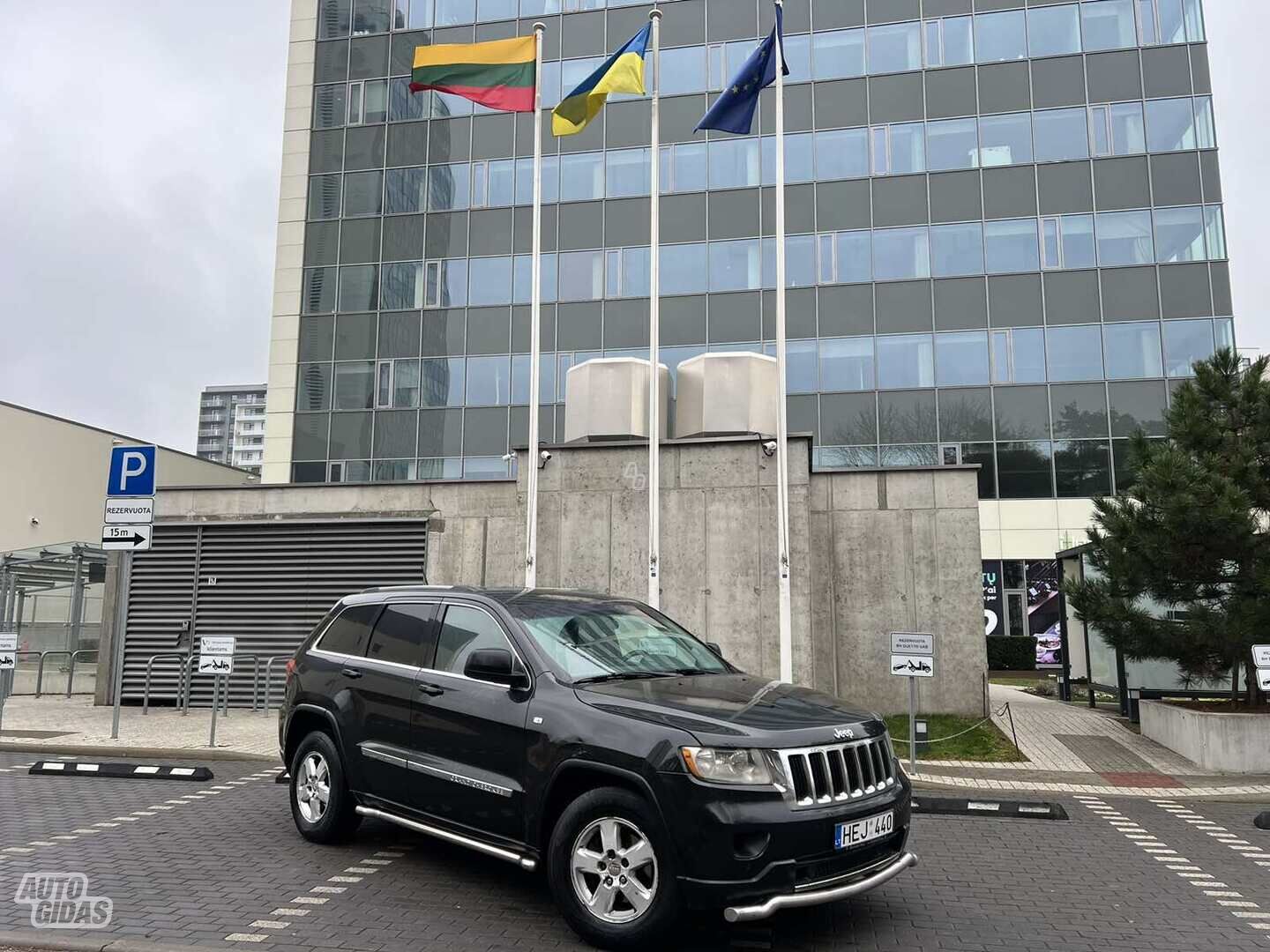 Jeep Grand Cherokee 2011 y Off-road / Crossover