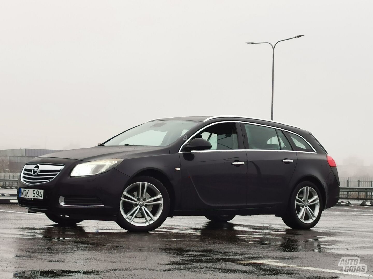 Opel Insignia 2010 г Универсал