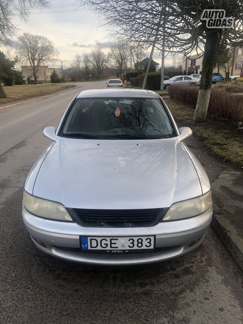 Opel Vectra 2001 y Sedan