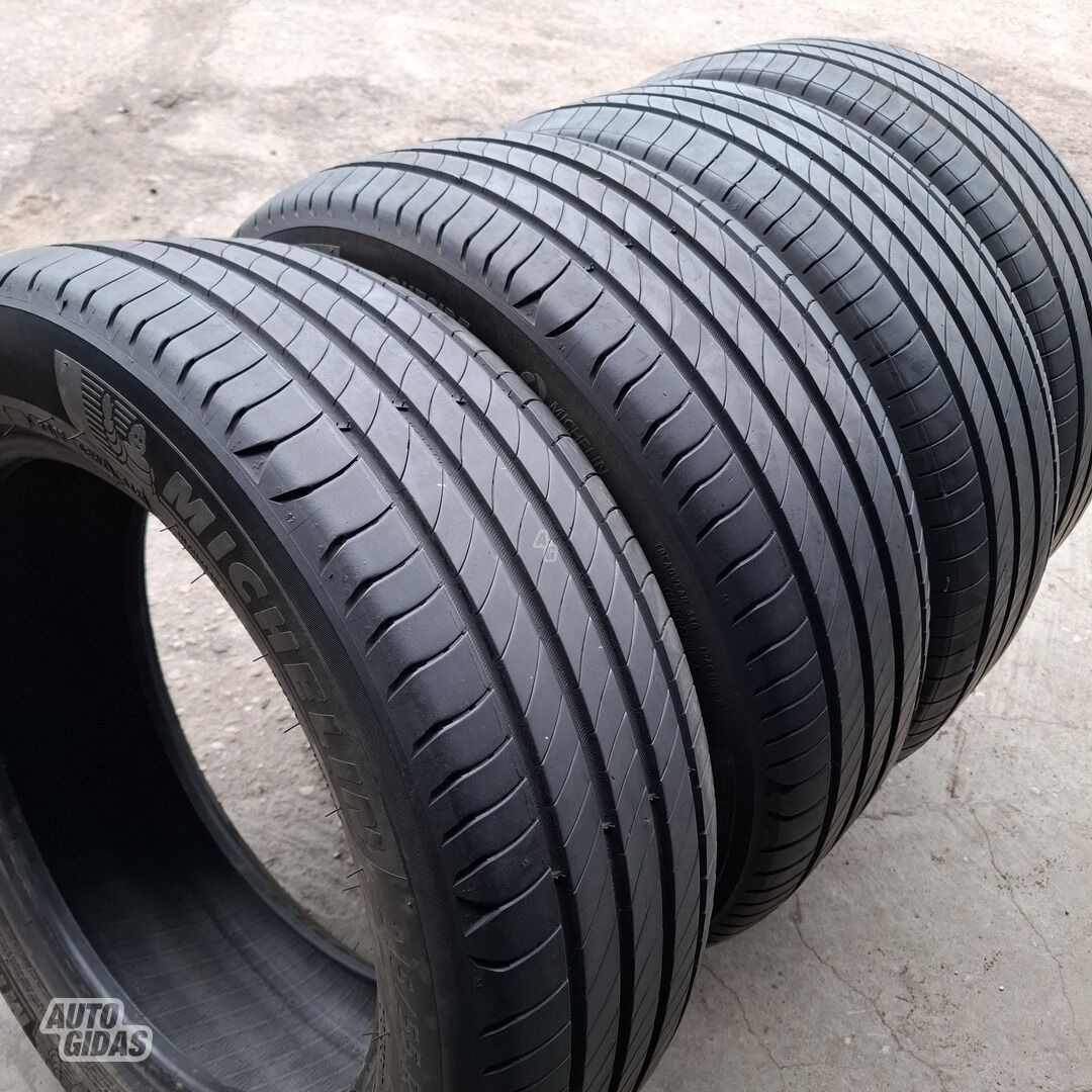 Michelin R17 vasarinės padangos lengviesiems