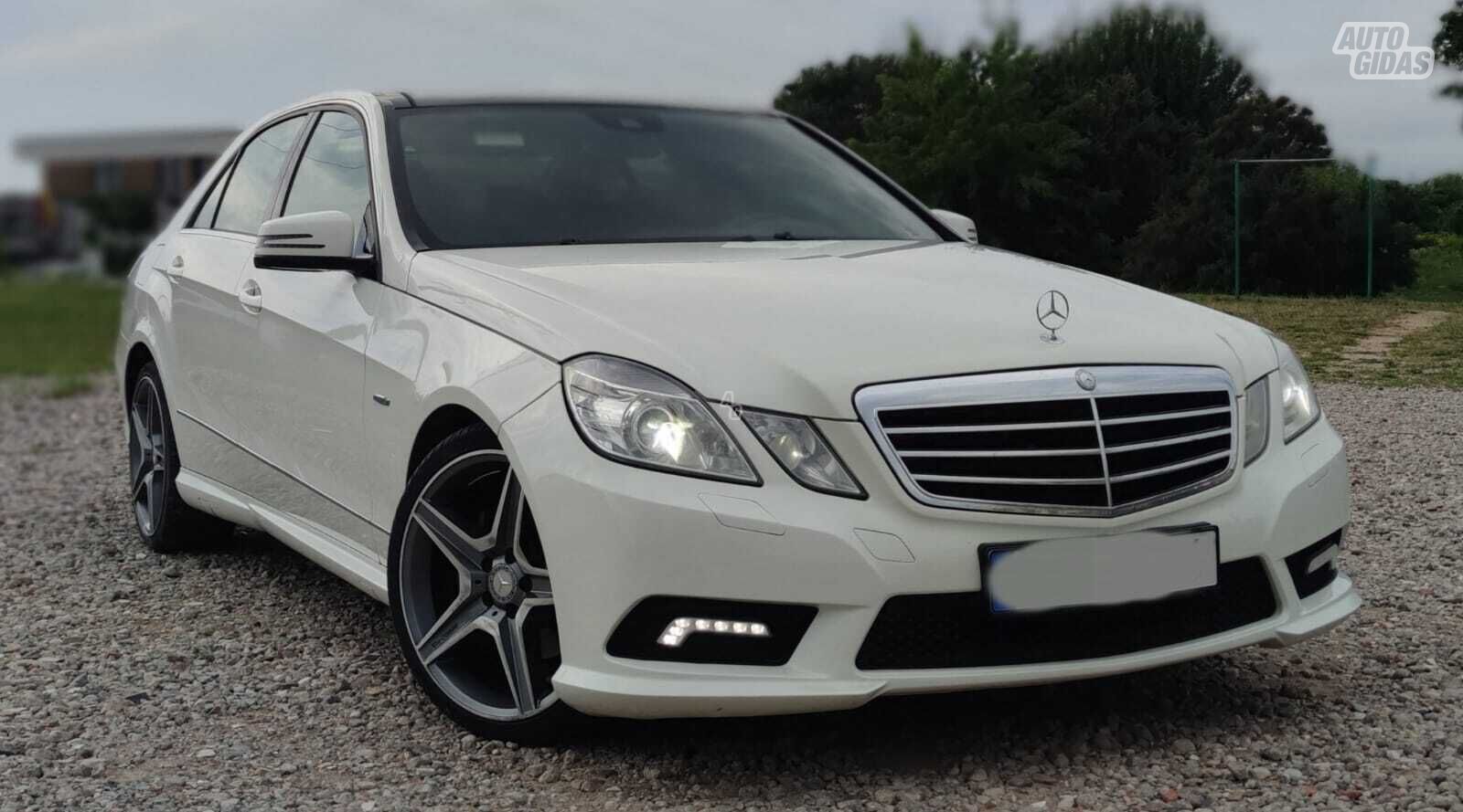 Mercedes-Benz E 350 4Matic 2011 y