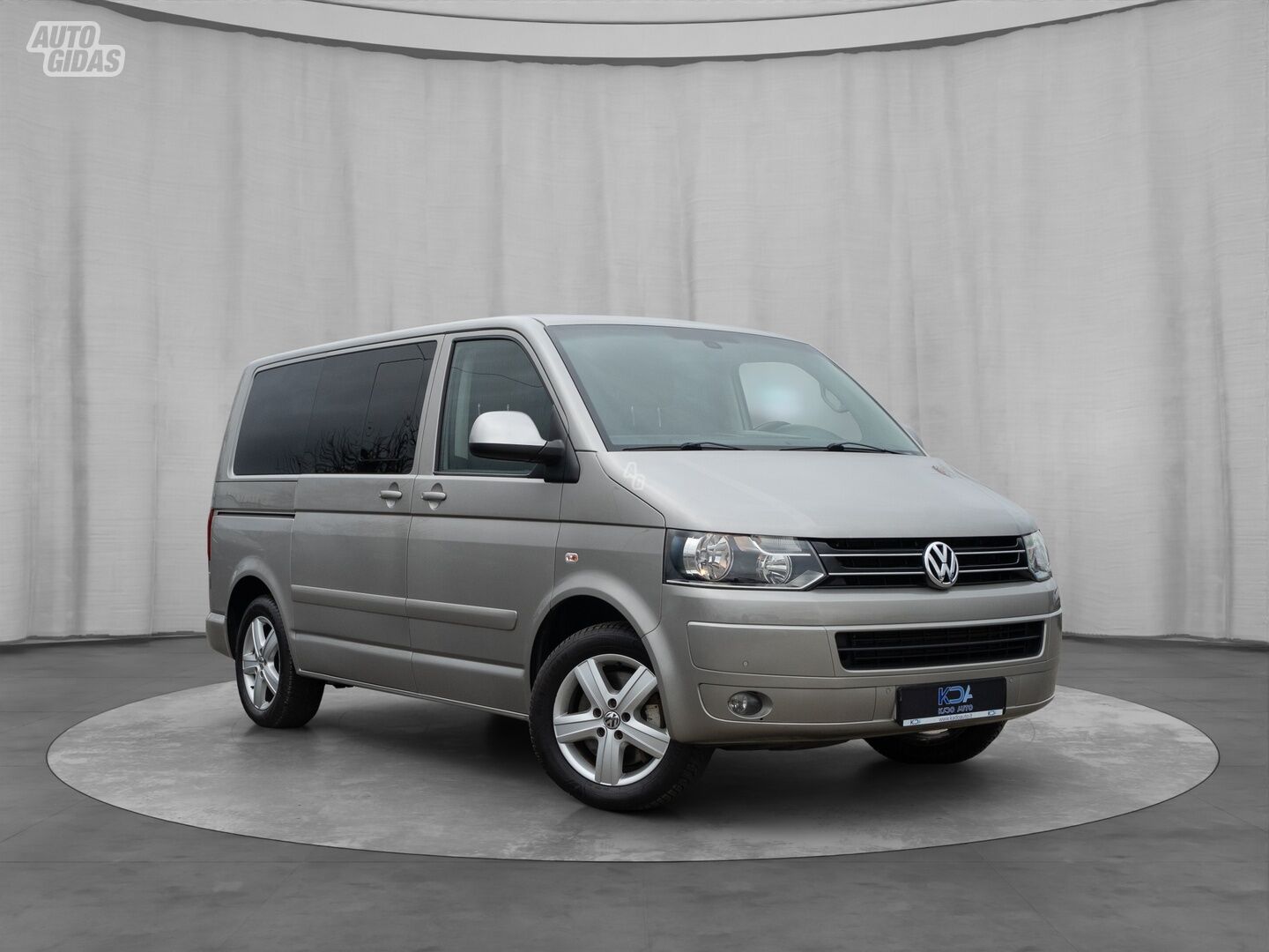 Volkswagen Multivan 2012 y Minibus