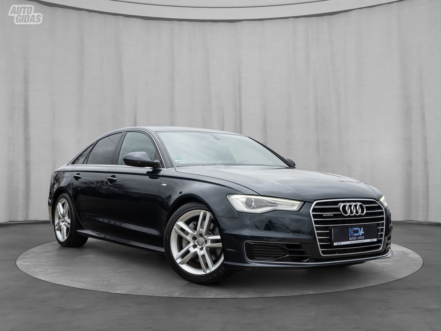 Audi A6 2015 m Sedanas