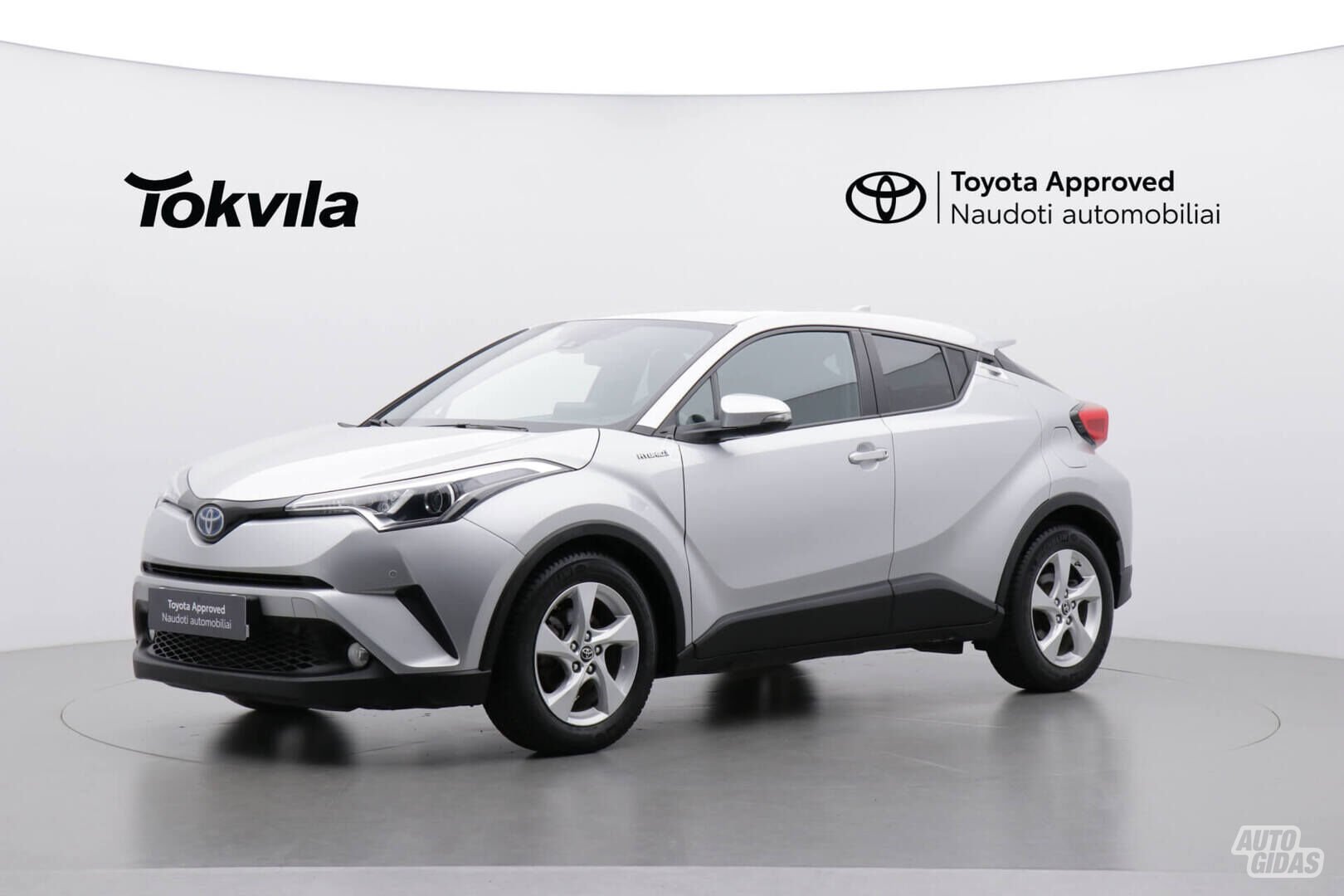 Toyota C-HR 2017 г Внедорожник / Кроссовер