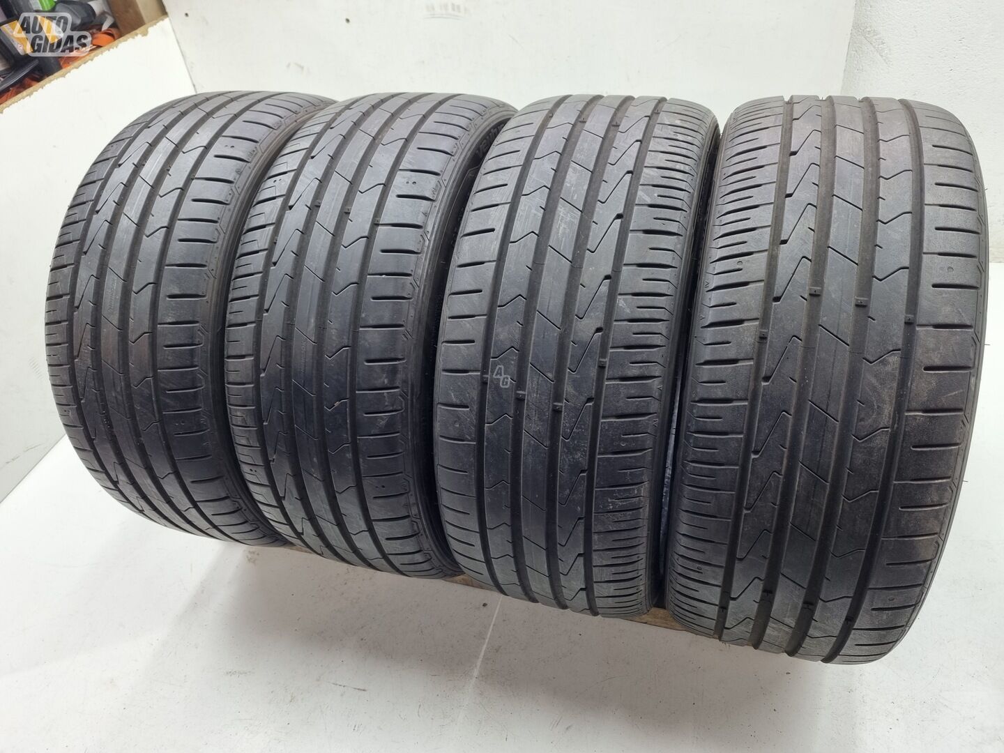 Hankook 7mm R18 summer tyres passanger car