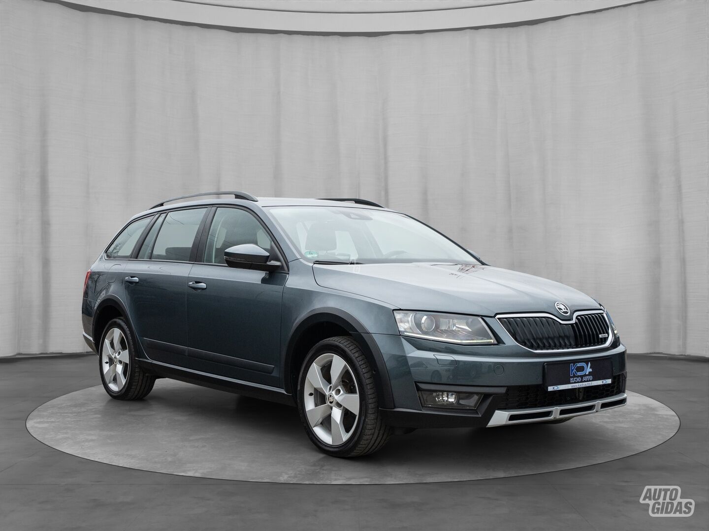 Skoda Octavia Scout 2015 y Wagon