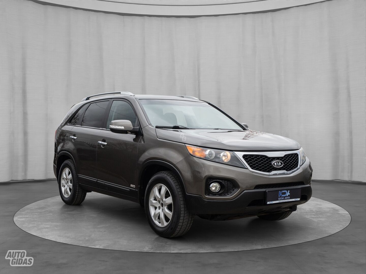 Kia Sorento 2012 г Внедорожник / Кроссовер