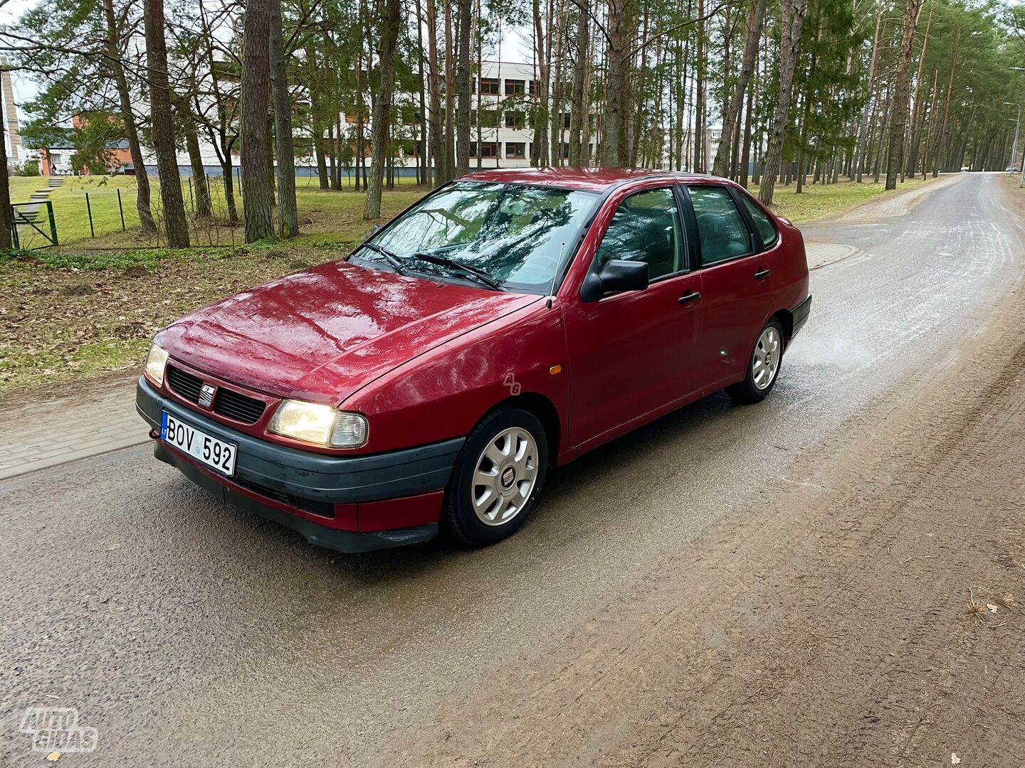 Seat Cordoba 1996 г Хэтчбек