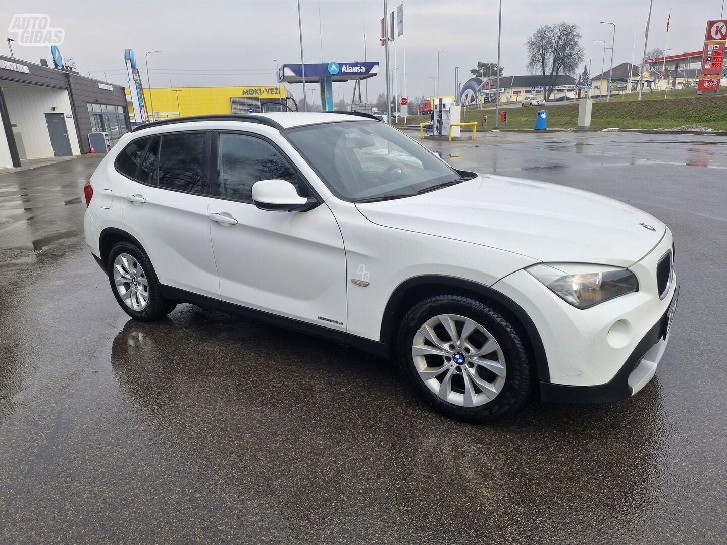 Bmw X1 2011 m Visureigis / Krosoveris