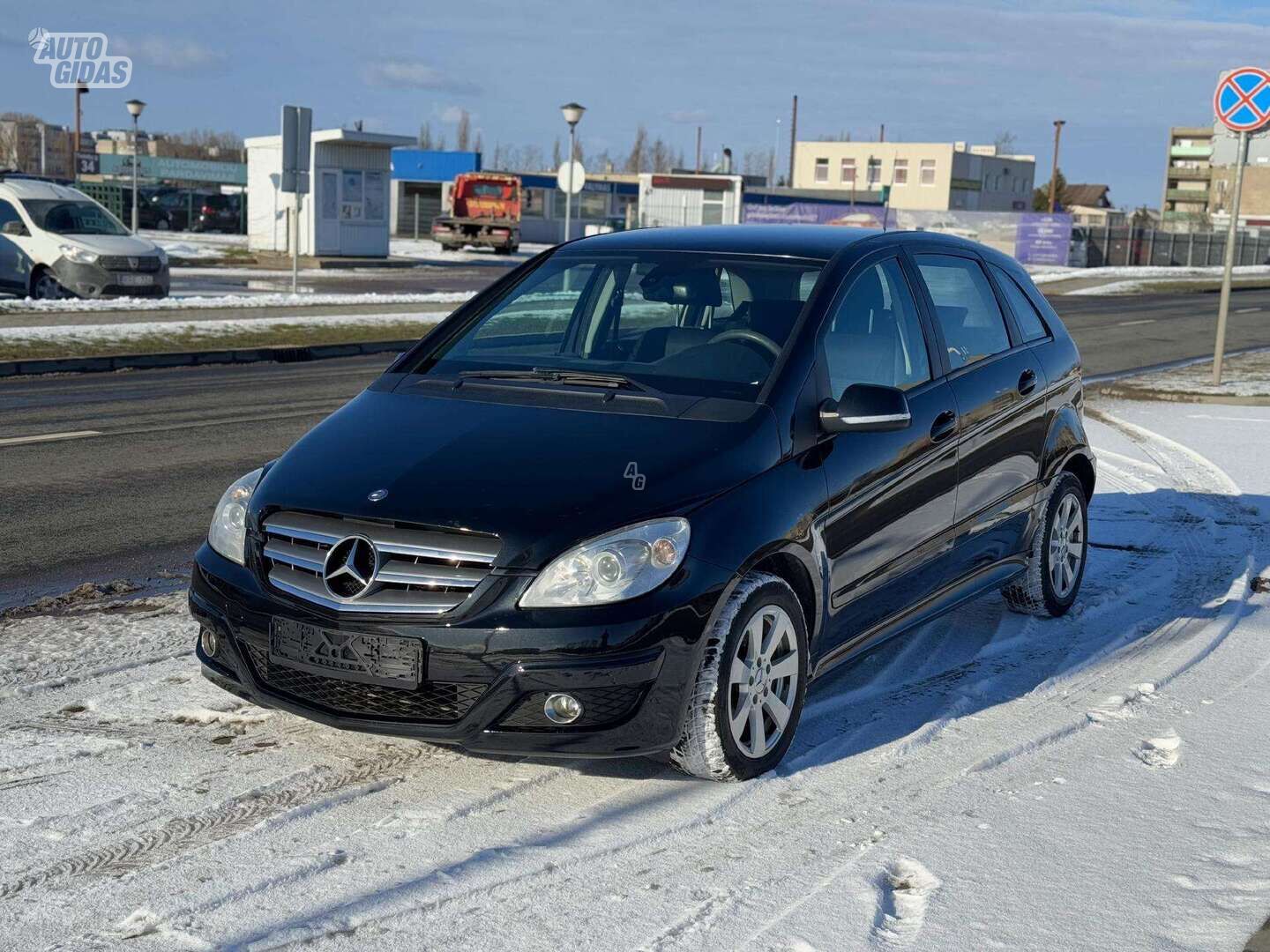 Mercedes-Benz B 180 2010 г Хэтчбек