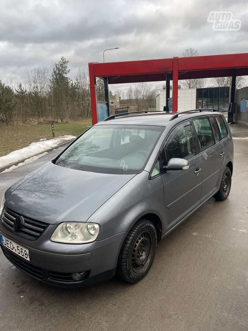 Volkswagen Touran 2004 г Минивэн