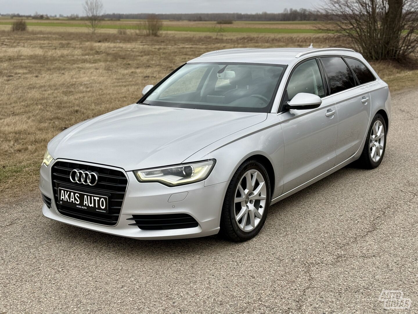 Audi A6 2012 г Универсал