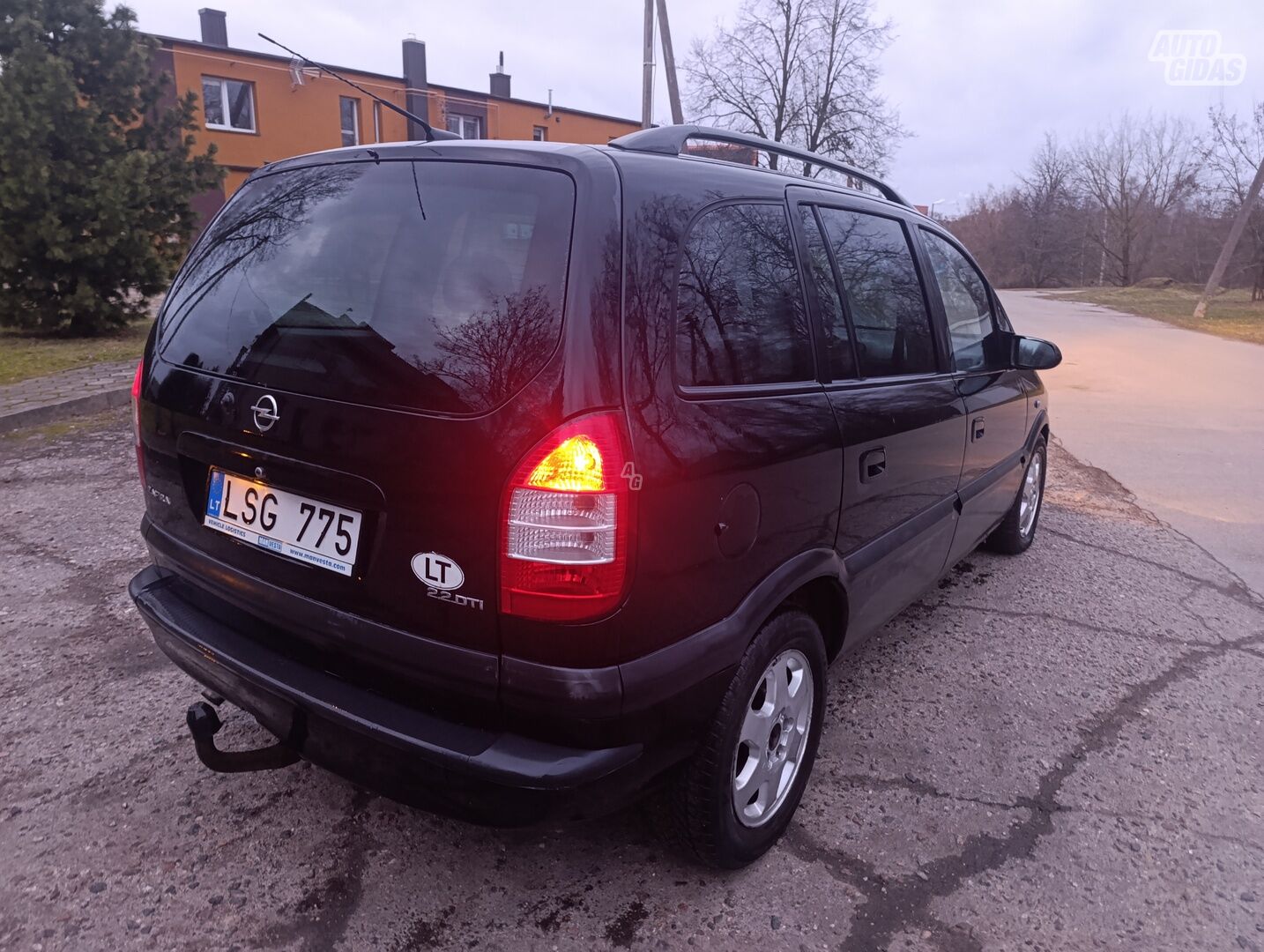 Opel Zafira 2001 m Vienatūris