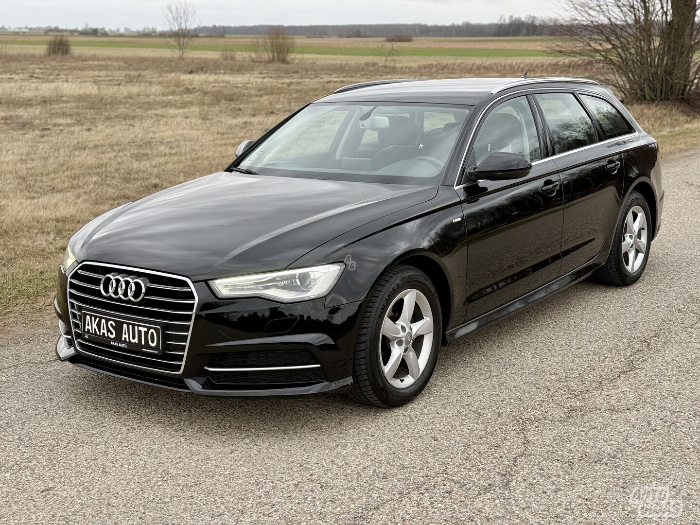 Audi A6 2015 m Universalas