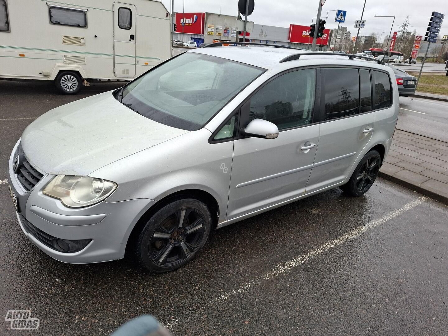 Volkswagen Touran 2008 y Hatchback