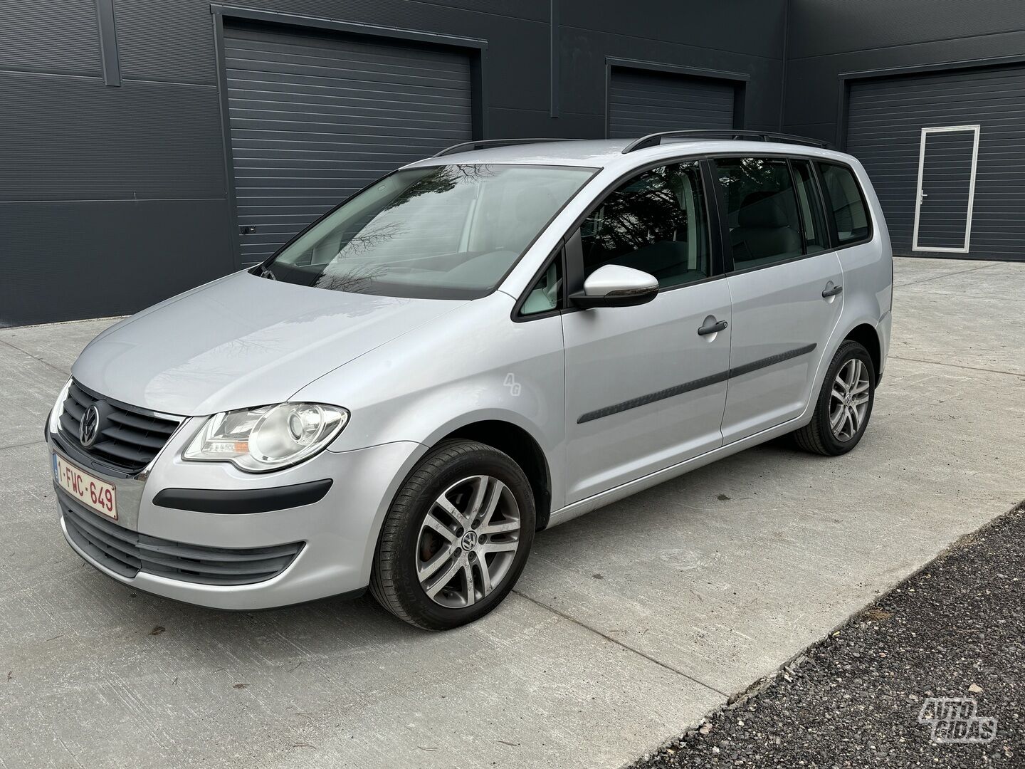 Volkswagen Touran 2010 г Минивэн