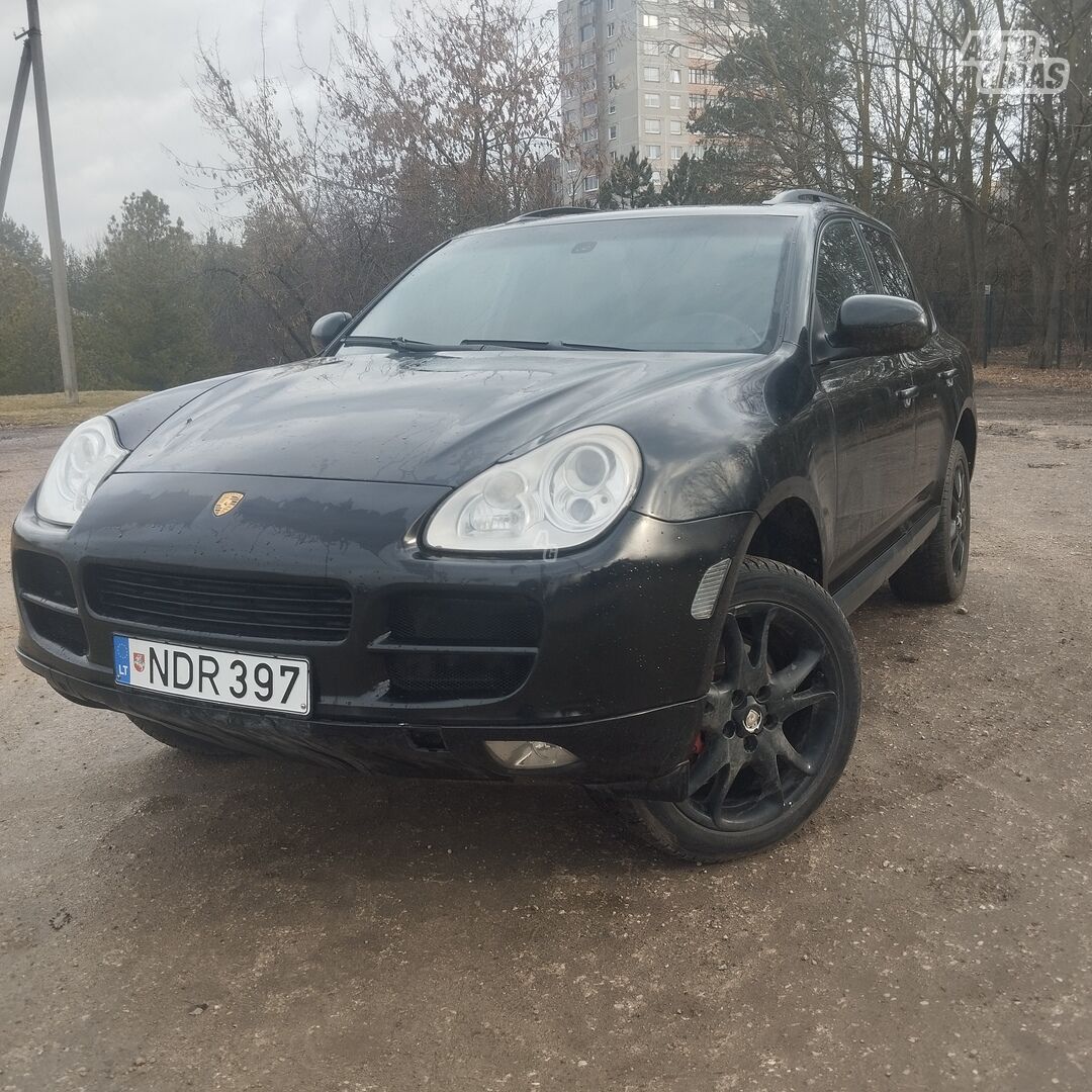 Porsche Cayenne 2005 г Внедорожник / Кроссовер