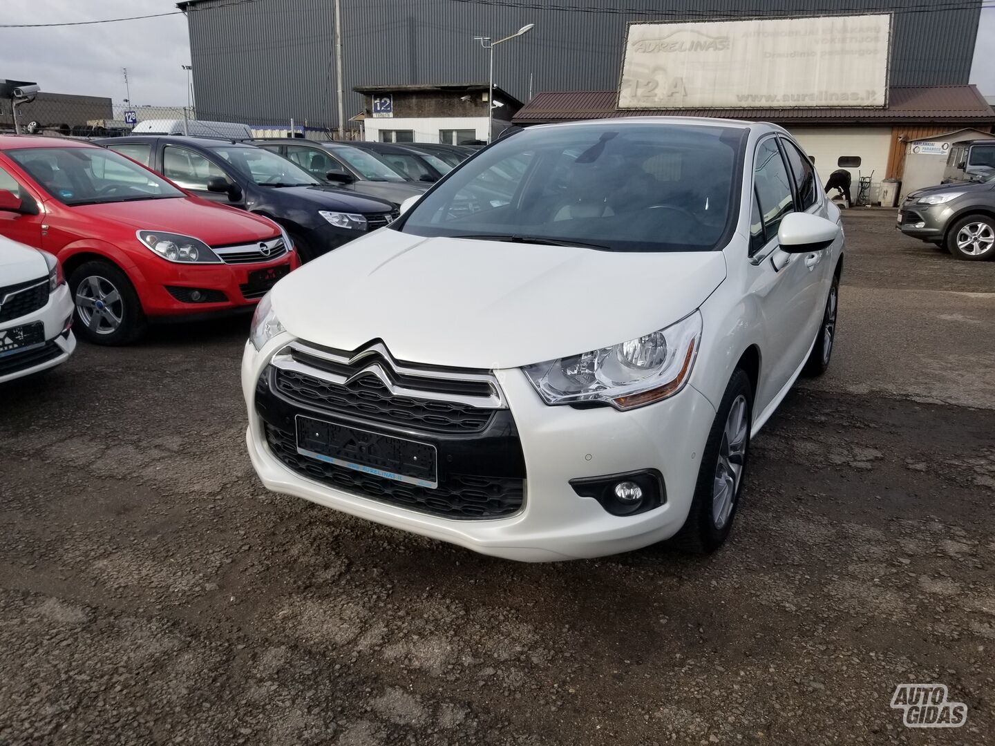 Citroen DS4 2015 г Хэтчбек