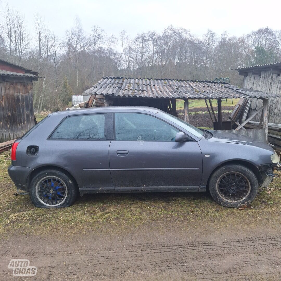 Audi A3 2000 г Хэтчбек