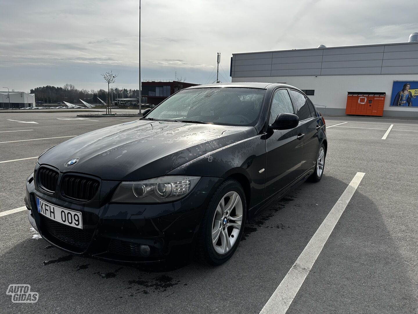 Bmw 320 2011 г Седан