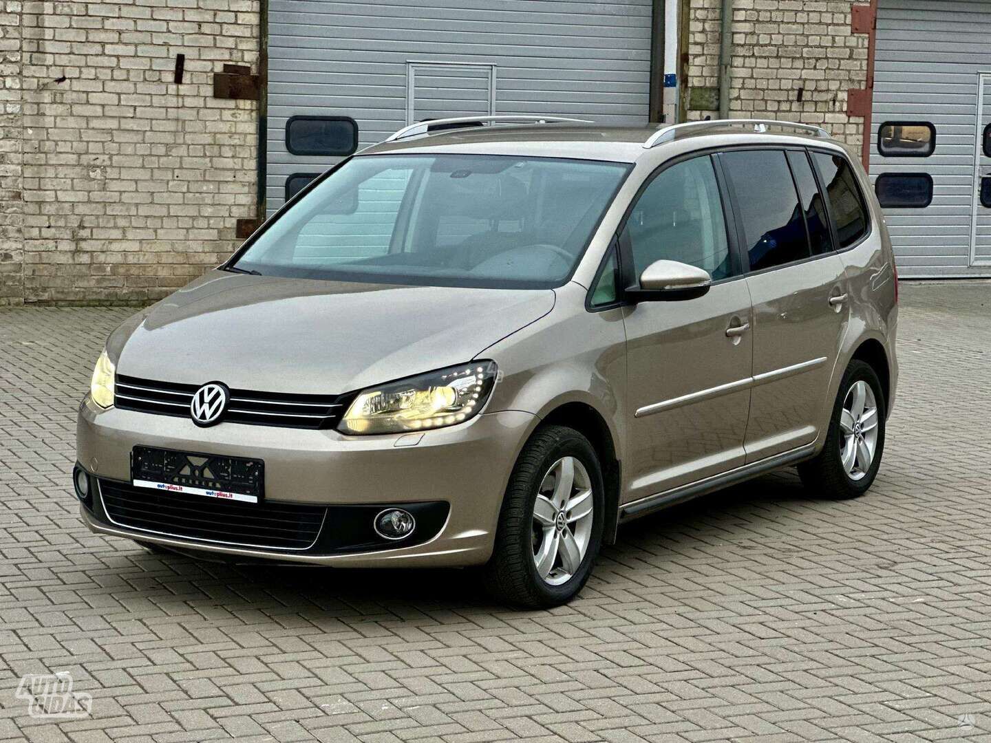 Volkswagen Touran 2014 г Минивэн