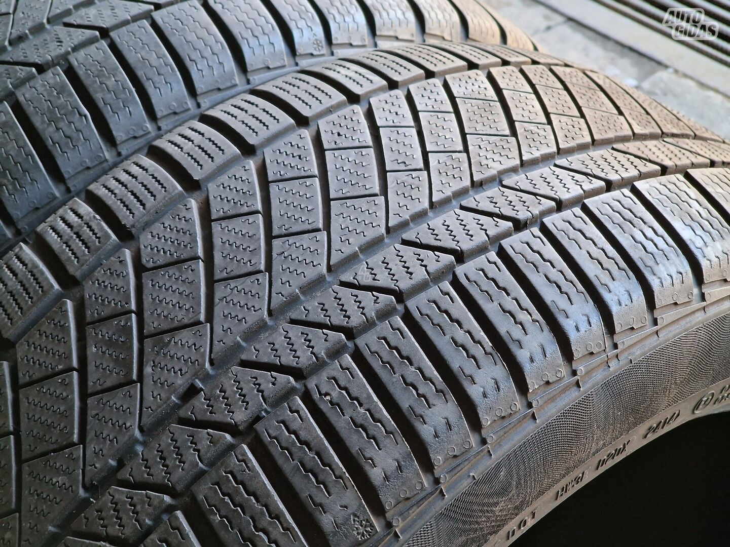 Continental CWC TS830P NO R19 winter tyres passanger car