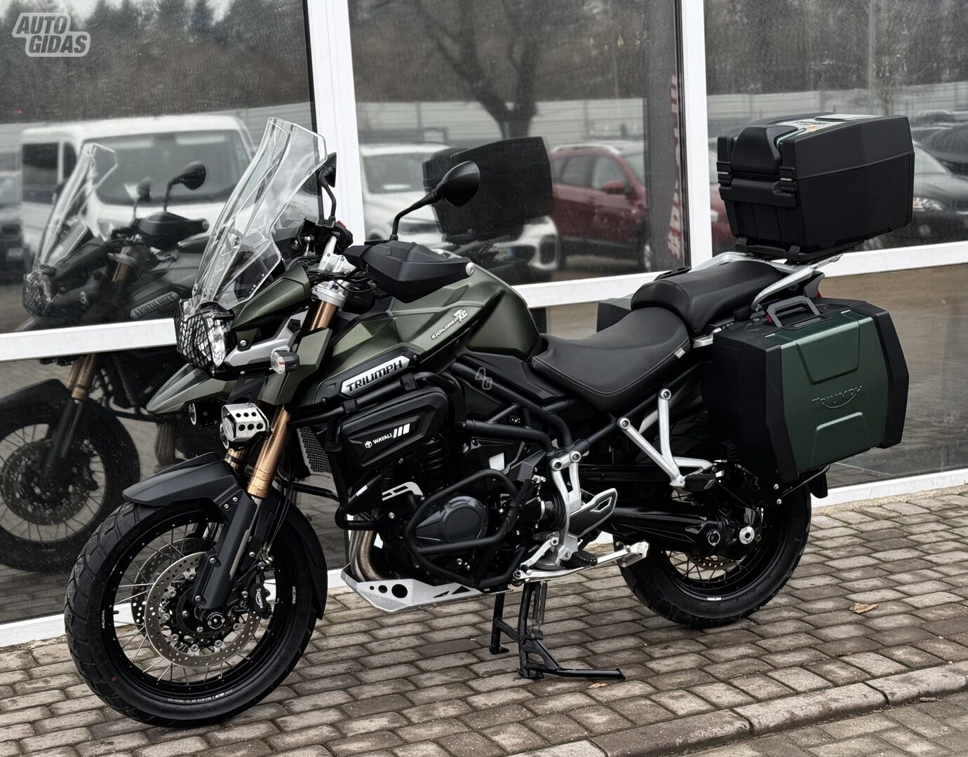 Triumph Tiger 2014 y Enduro motorcycle