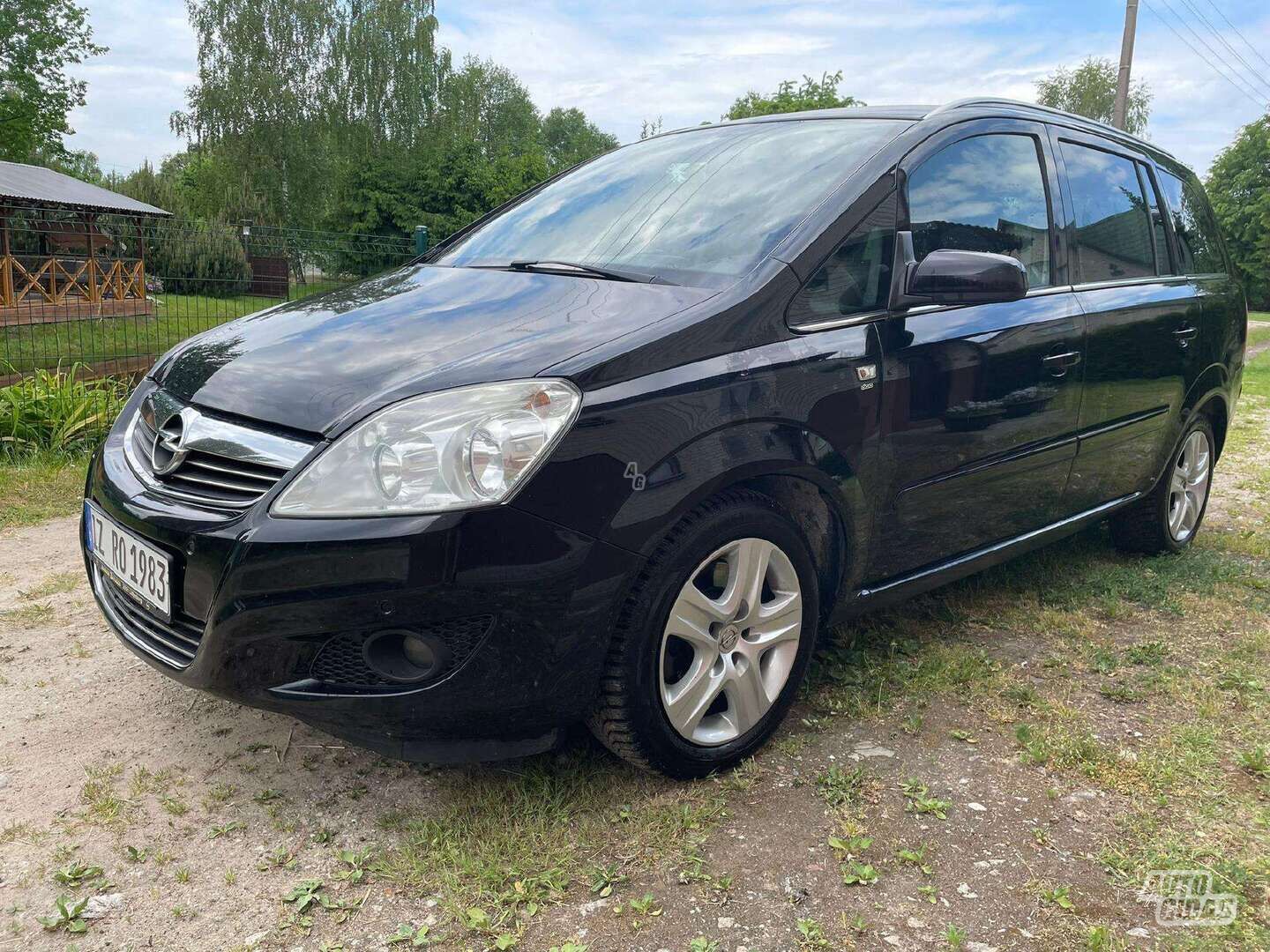 Opel Zafira 2009 m Vienatūris