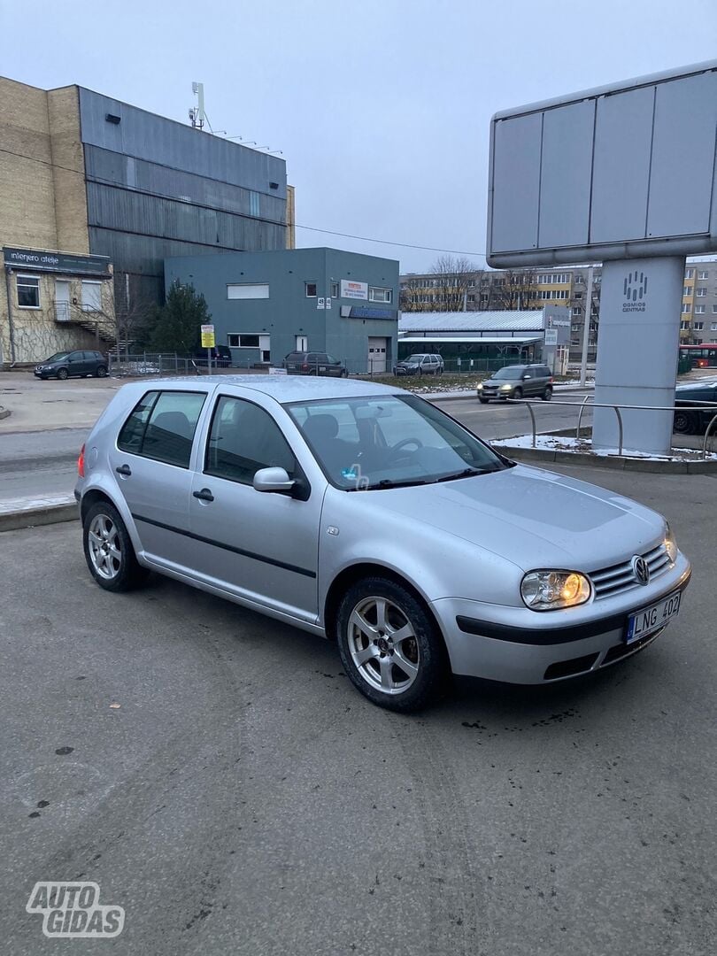 Volkswagen Golf 2002 y Hatchback