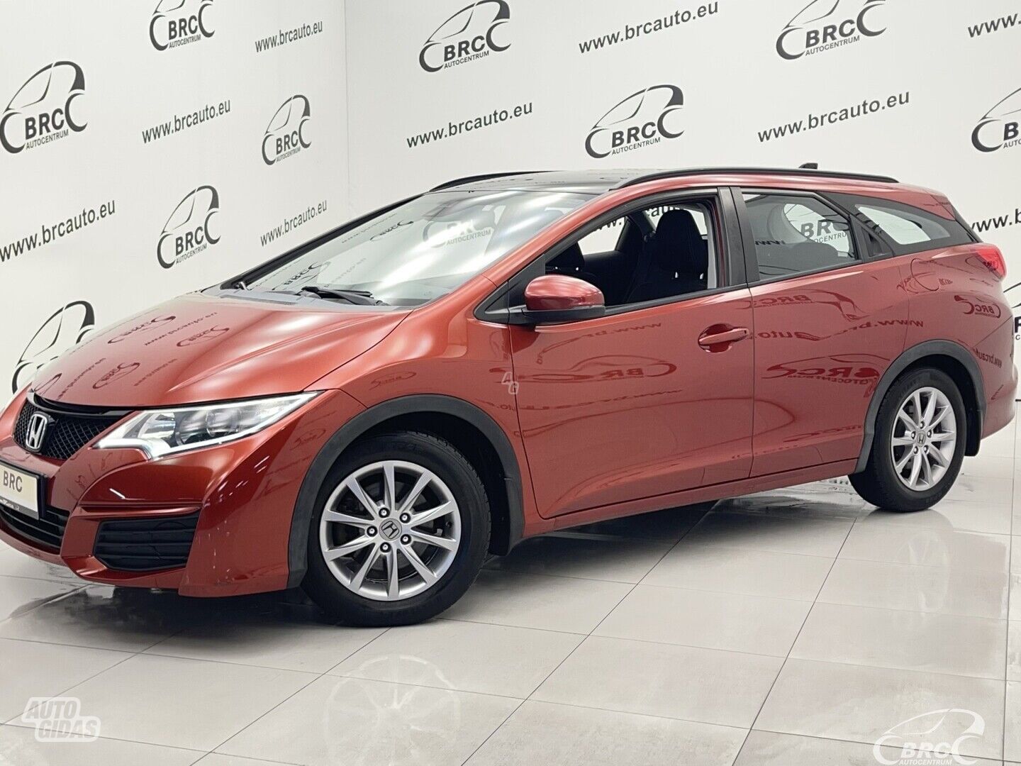 Honda Civic 1.8 i-VTEC Tourer Au 2016 г