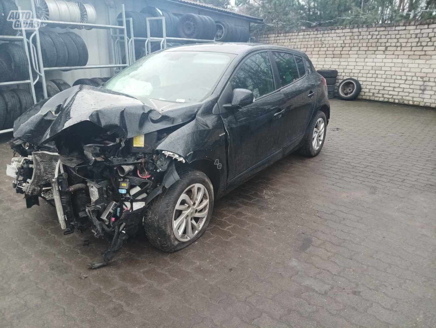 Renault Megane 2015 m dalys