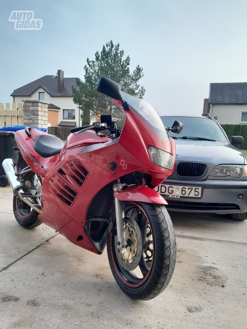 Suzuki RF 1994 m Klasikinis / Streetbike motociklas