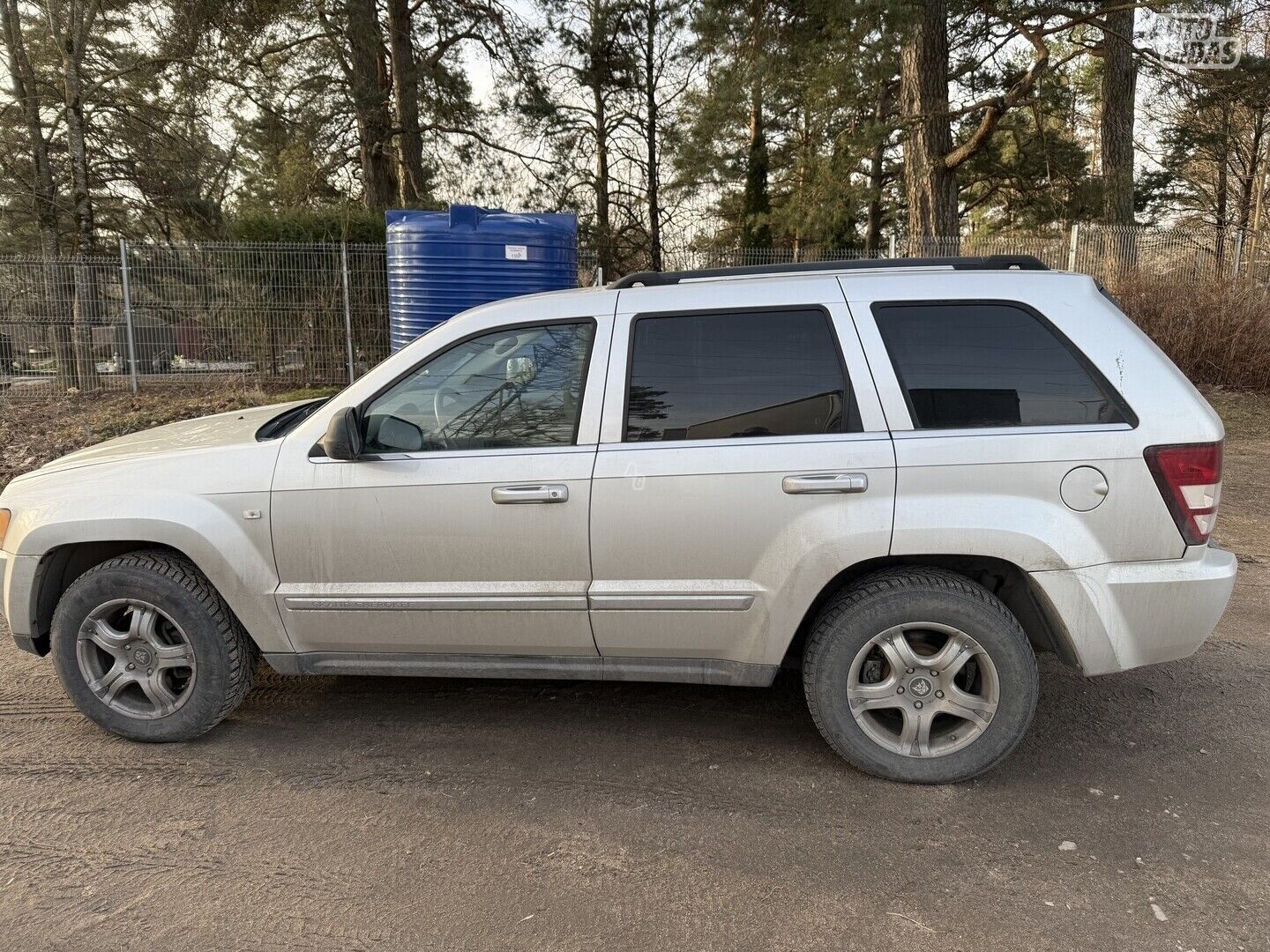 Jeep Grand Cherokee 2005 г Внедорожник / Кроссовер