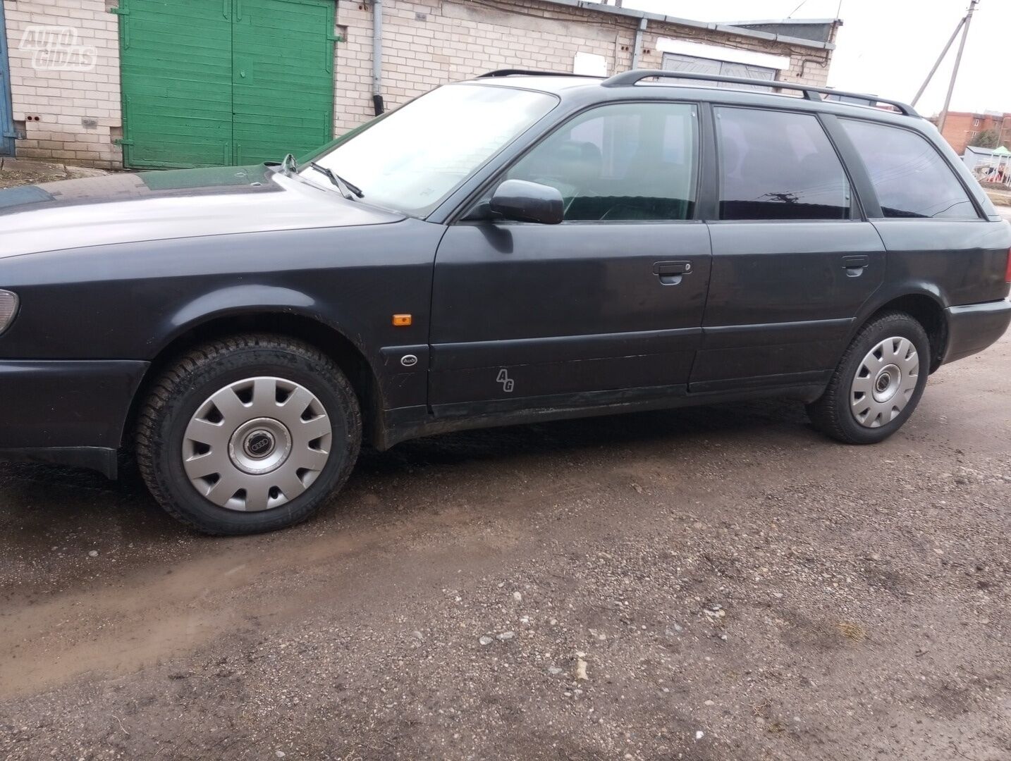 Audi A6 1995 m Universalas