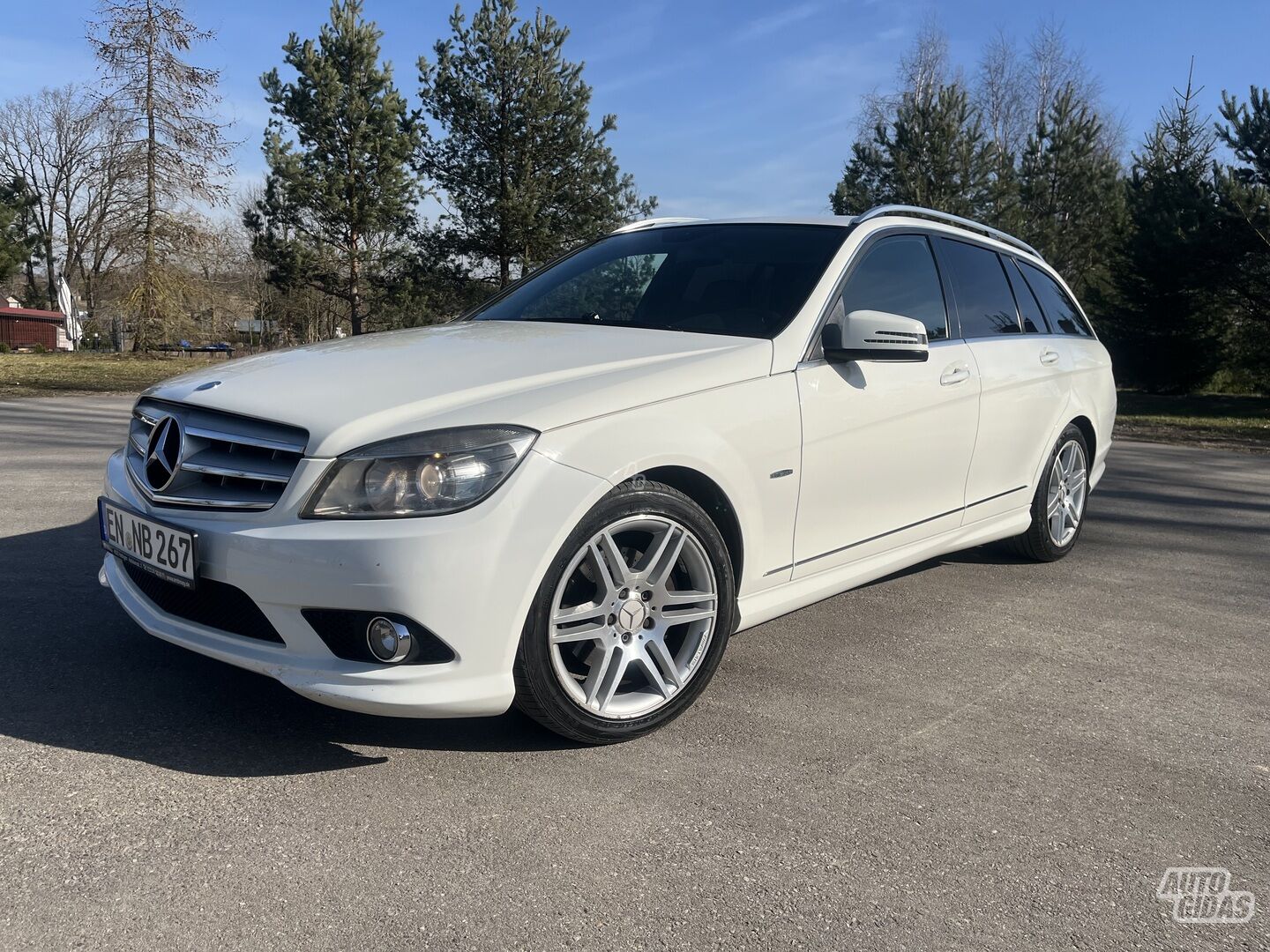 Mercedes-Benz C 180 2009 m Universalas