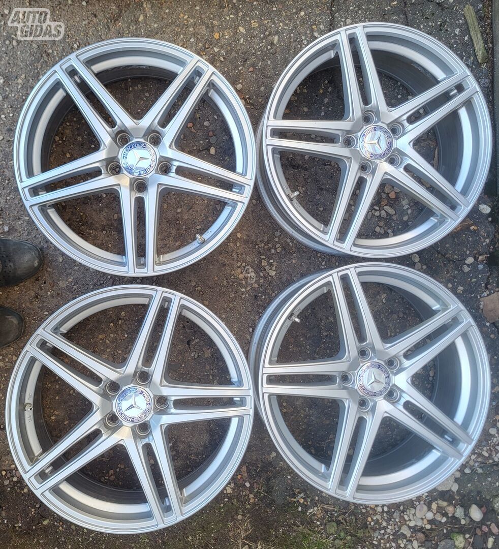 C 300 light alloy R18 rims