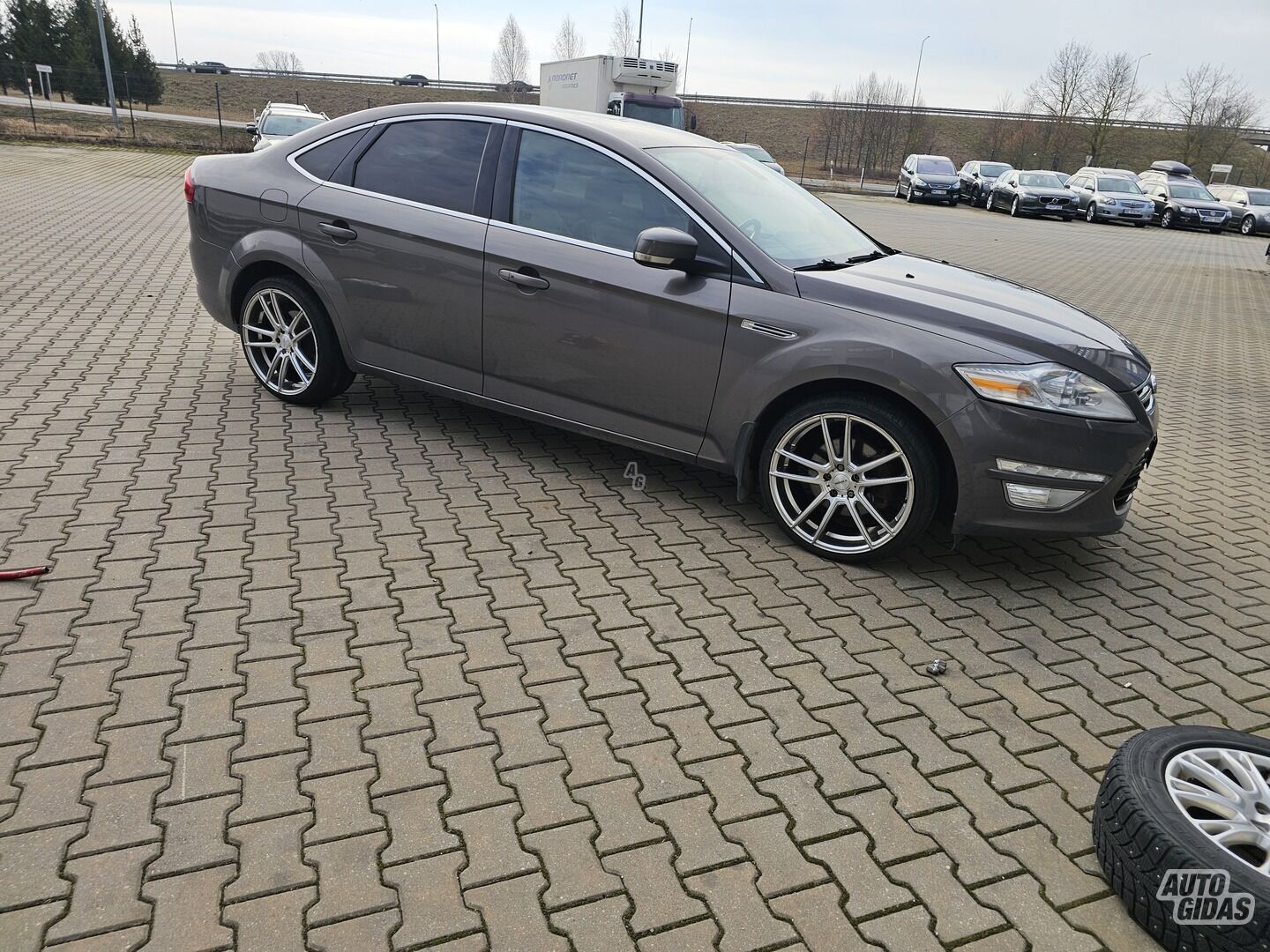 Ford Mondeo 2011 г Седан