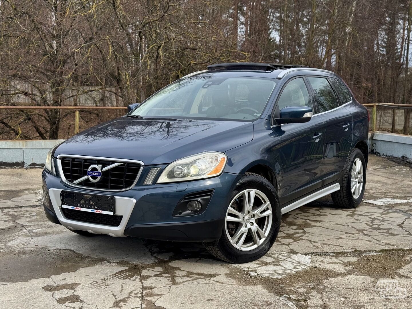 Volvo XC60 D5 2009 m