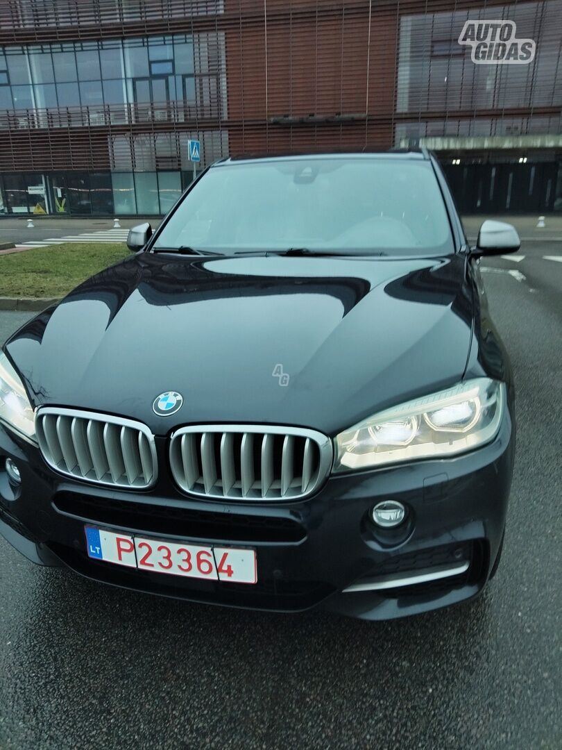 Bmw X5M 2015 г Внедорожник / Кроссовер