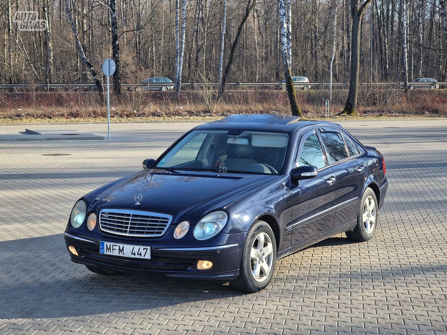 Mercedes-Benz E 320 2004 г Седан