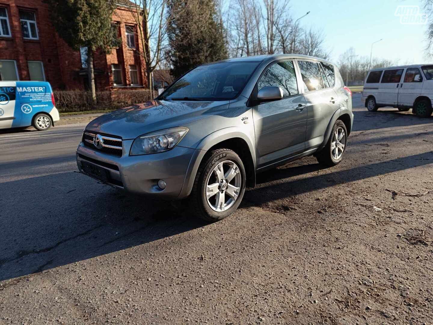 Toyota RAV4 2006 г Внедорожник / Кроссовер